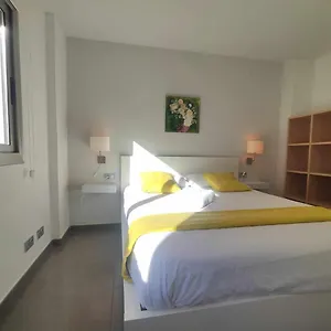 https://mazi-apartments-08304.catalonia-hotels.com